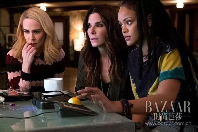 8个女人一台戏就为了偷走1.5亿美刀珠宝？可这明明是场时装秀