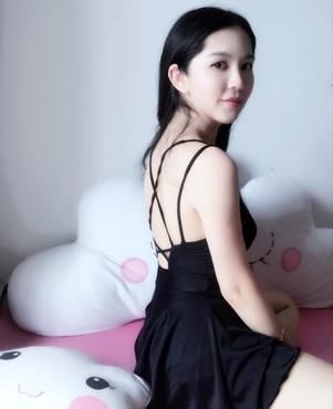 激情夏日,时尚泳衣让你尽显魅惑与性感