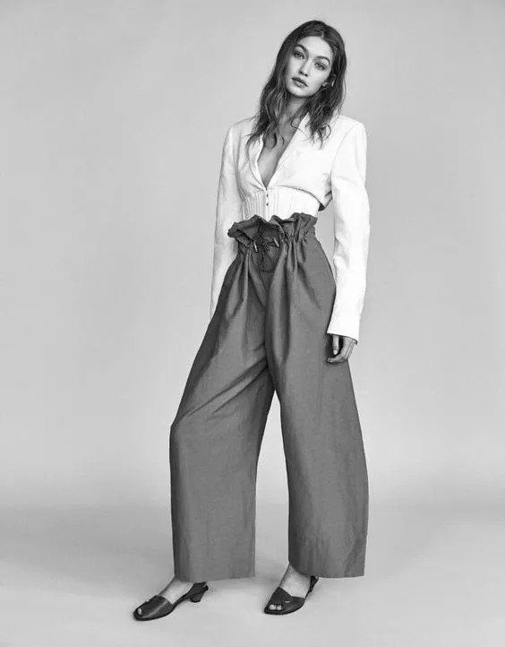 吊打阔腿裤，秒杀牛仔裤，这条裤子才是今秋最火!!!