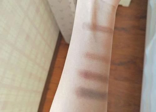  #品牌#女生必懂！大品牌的眼影盘，买哪几款好？