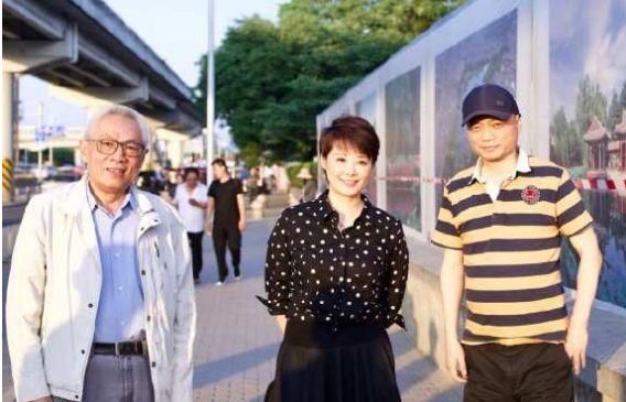 黄毅清又发文,曝猛料这位女星不正常,网友:他要得罪整个娱乐圈