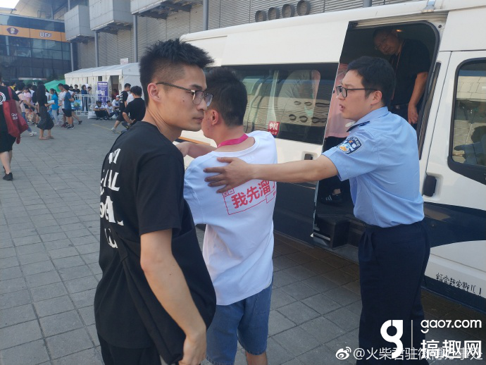 触手高管CMO打人被抓却辩白＂打人有理＂ 网友评论:果然社会人!