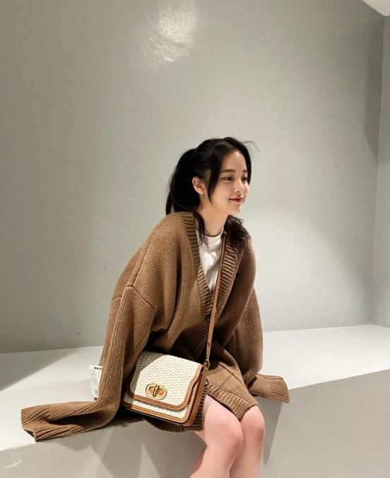  少女：少女的梦幻甜系风格！无论是浅色系还是深色系都让人上头，太美了