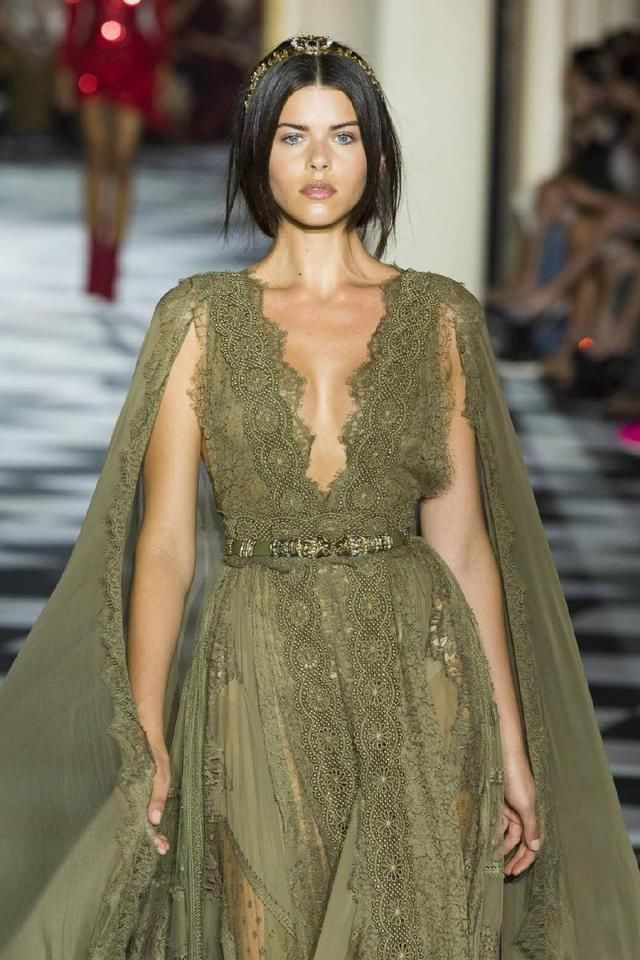 维密超模，时尚搭配，这样逛街才算美!