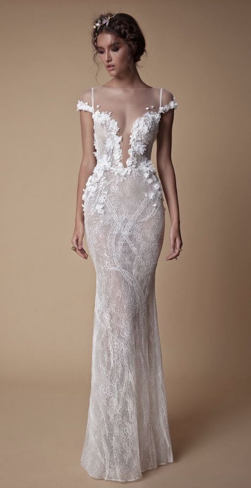 Berta婚纱:蕾丝与薄纱完美的结合带来天使般的魅力