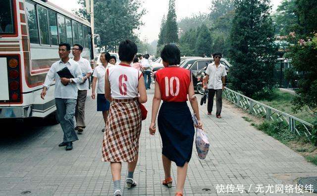 1988年北京罕见老照片 图5已经看不到了、图10有钱人才能消费