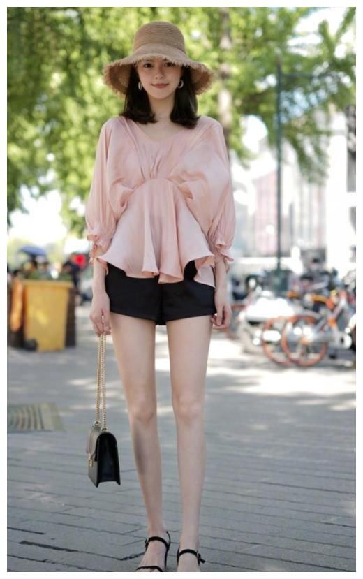 街拍:图1身姿摇曳，图3清新高雅，图8窈窕淑女