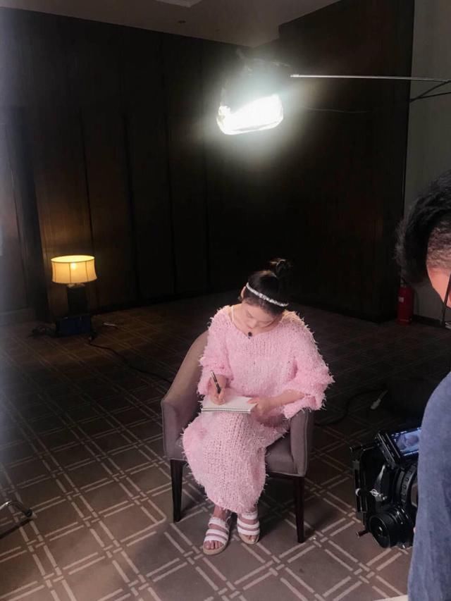 马思纯开工都这么美，这也就是她能驾驭 网友：我穿真叫买家秀