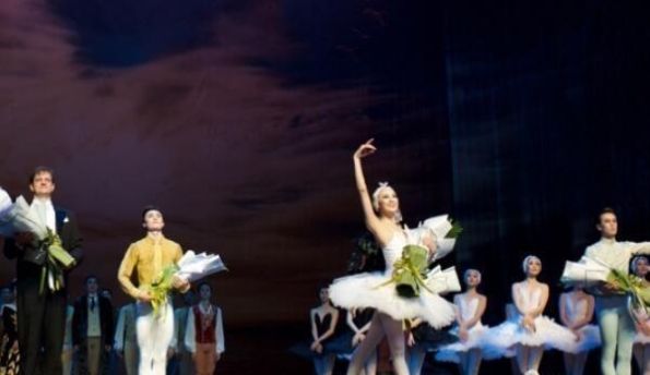 舞蹈风暴总决赛敖定雯