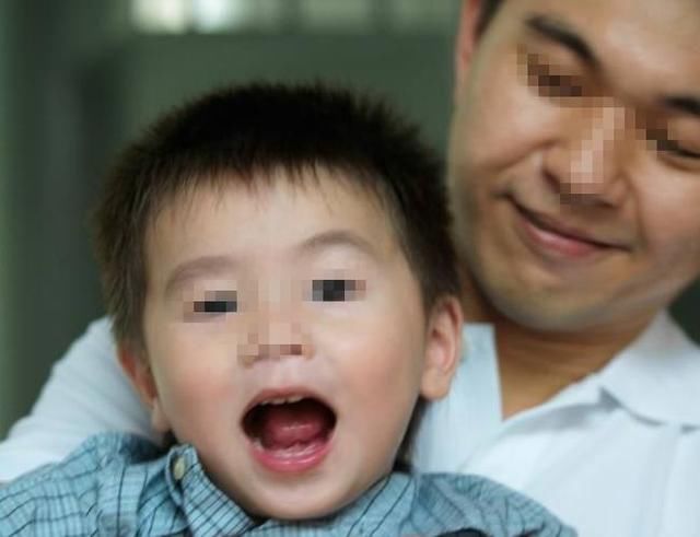 老公拆迁得三套房,嫌我娘家人穷,5岁儿子说句