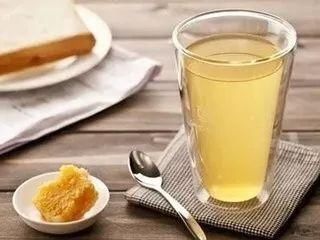 日常7个洗脸小妙招，祛痘、美白还抚平皱纹！你知道吗？