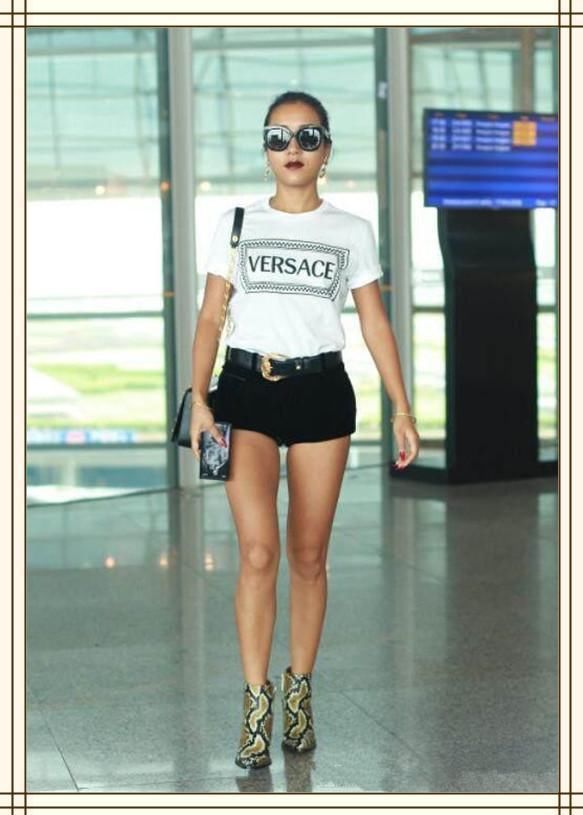 吉克隽逸咋想的？腿粗还穿窄短裤，勒出的赘肉看得我尴尬症都犯了