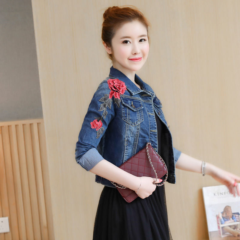 入秋天越来越冷，别老穿风衣了，试试这几款开衫外套，显瘦又温暖