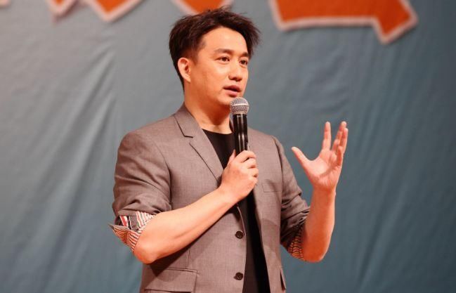 这两位明星率先痛斥“疫苗问题”，不是袁立!宋祖德曝光原因