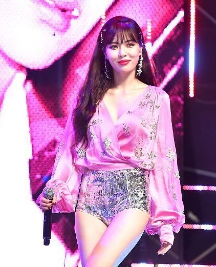 泫雅宣美比性感谁赢了？对不起这题超纲了！