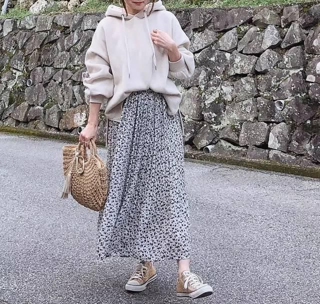  「日本」春季穿搭：?日本小姐姐分享最适合小个子女生的春季穿搭！
