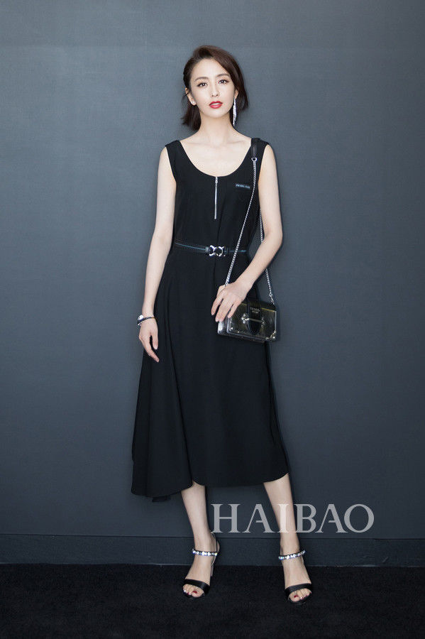 短发界的颜值扛把子佟丽娅竟然已经34岁了?美上天的她简直就是变