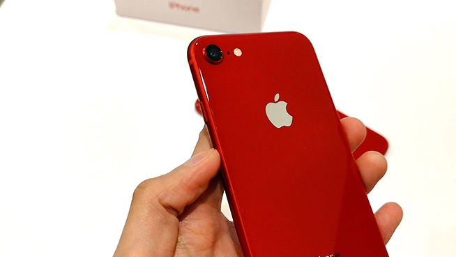 iPhone 8红色特别版开箱:这就是不一样的苹果