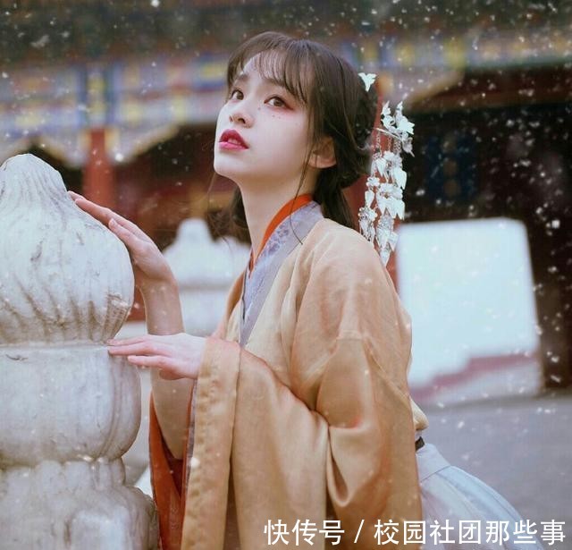 亲卿爱卿,是以卿卿,我不卿卿,谁当卿卿?古代