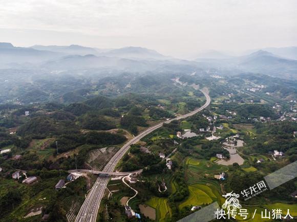 四面山高速通车后景区更“火”了进山自驾车同比增长30%!