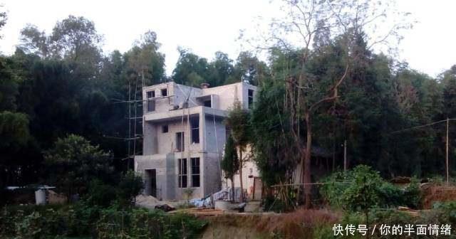  亲戚@不顾亲戚和家人反对，在老家盖了栋中式别墅，花去30万！