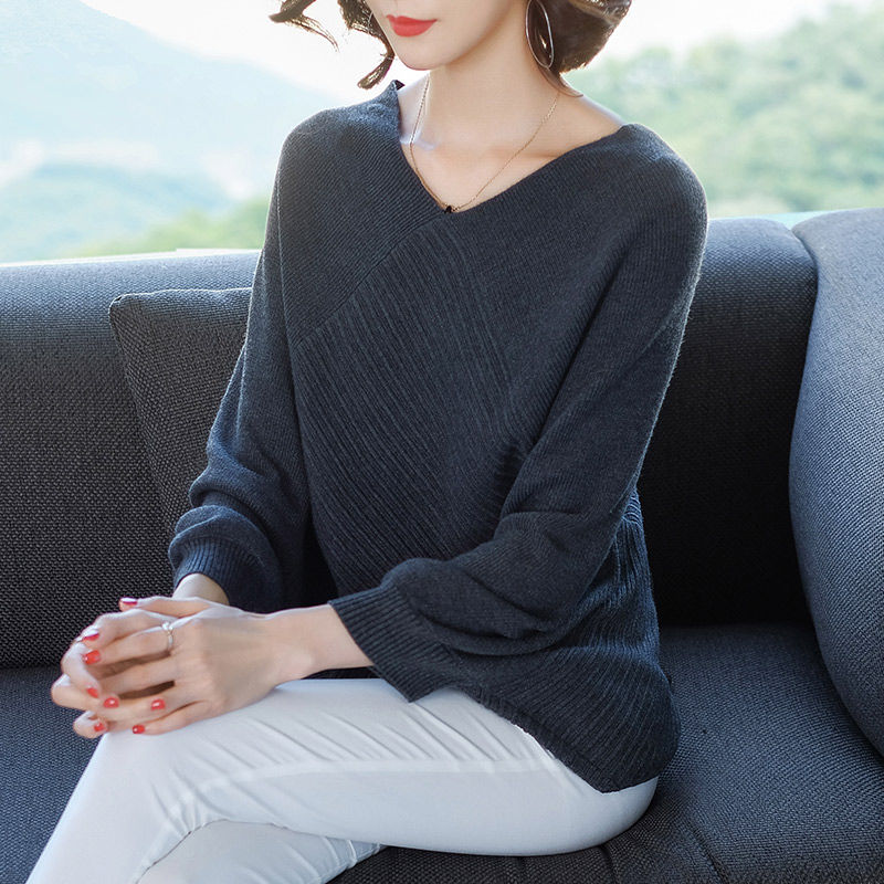 秋裙已经不时兴了，当下流行这毛衣，28-36女人穿美到不行