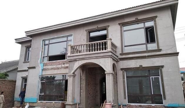  「建房」农村自建两层砖混，基础怎么做？这些事宜在建房前都应