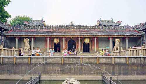 中国最委屈二线城市：GDP近万亿地铁却被邻城控制，还可能被合并