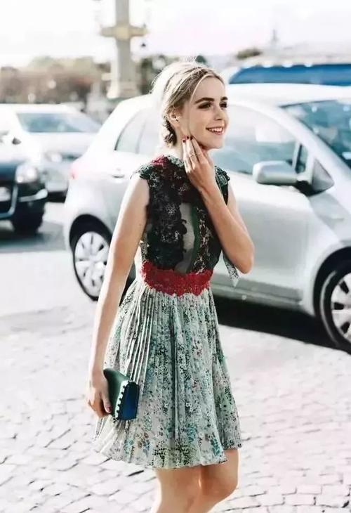 夏天那些很透的衣服，到底怎么穿出去啊？