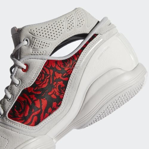  「玫瑰图案」Adizero Rose 1：德里克?罗斯个人第一双签名篮球鞋正式复刻发售