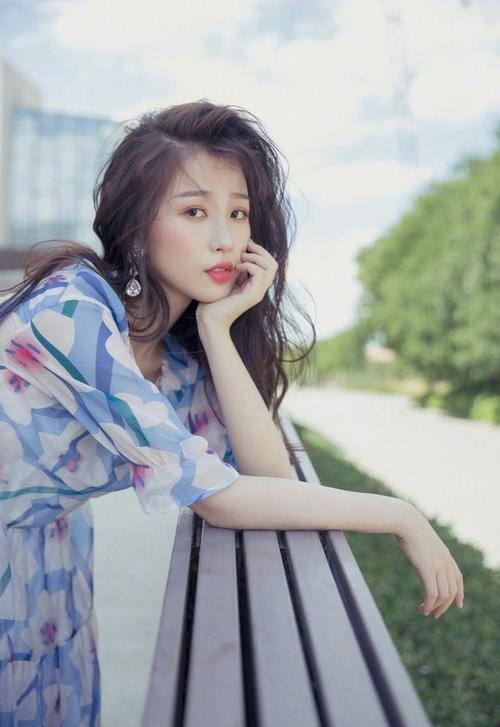 虞书欣解锁清新可爱风，秒变日系美少女！