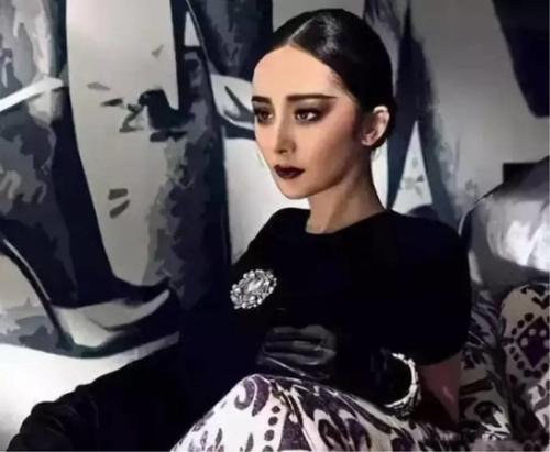 6位女明星的“中毒妆”，林允惊艳，一位像霸气的高中女教导主任