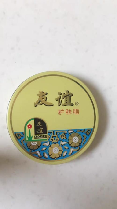  『媲美』超小众的五款国产护肤品，效果媲美国际大品牌，却因包装差被嫌弃