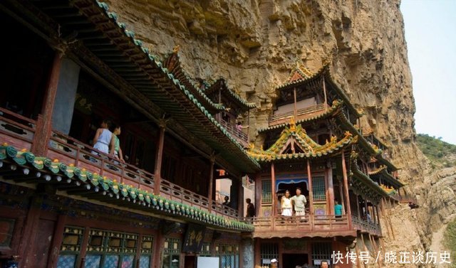 中国最牛的寺庙建在距地面50米悬崖峭壁，屹立一千五百多年不倒