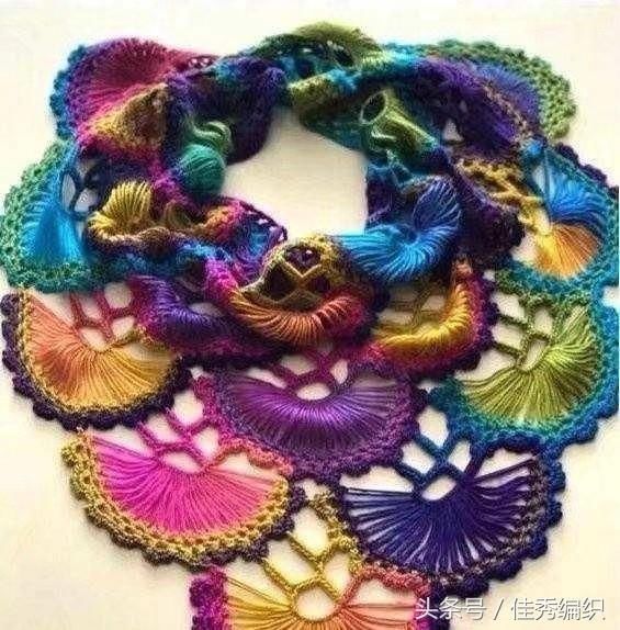 钩针编织教程图解 网红经典段染色三角形钩针披肩围巾大全 美极了