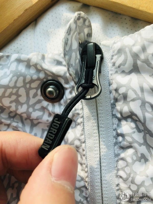 WE ARE JORDAN 篇十九:也许你跟陈冠希，就差一件套头冲锋衣