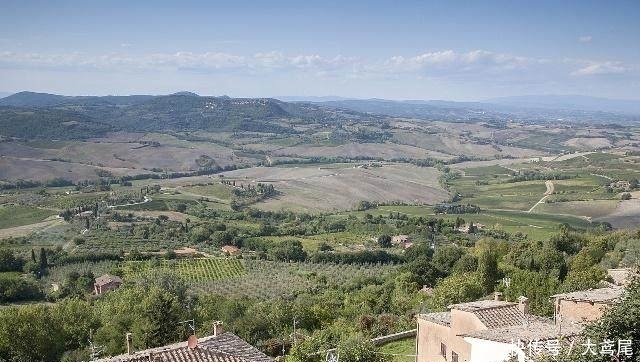 今年，这个证停止办理，没有拿到赶紧找村干部，不然损失几十万！