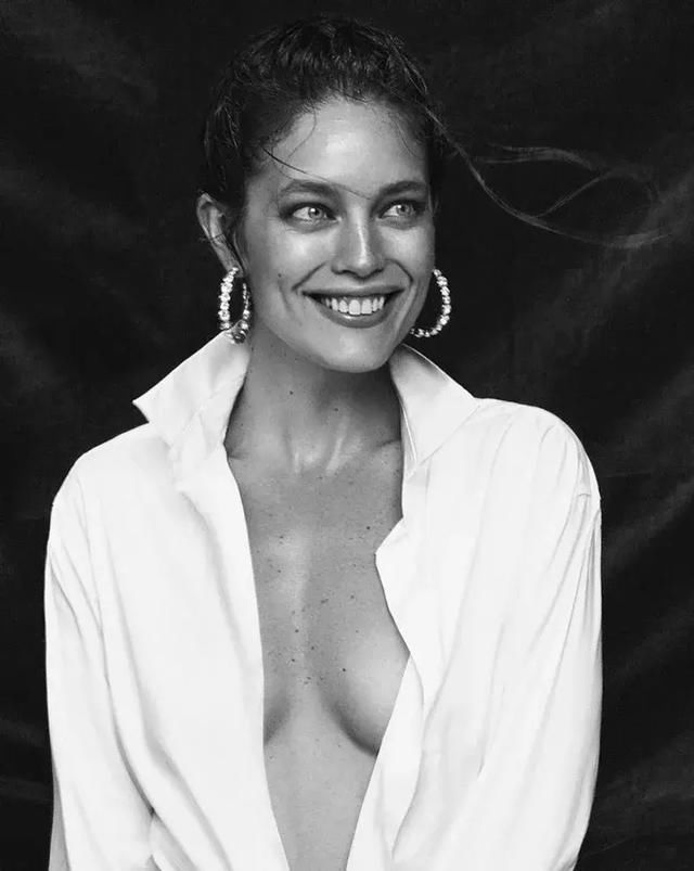 好看的配饰那么多，为啥时装精们都在戴这款？