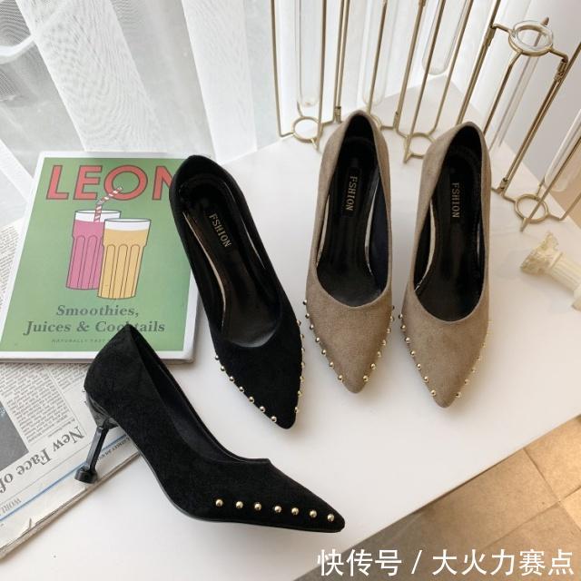 今年流行的百搭款鞋