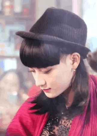 黄子韬突发微博公开恋情, 粉丝表示不敢相信