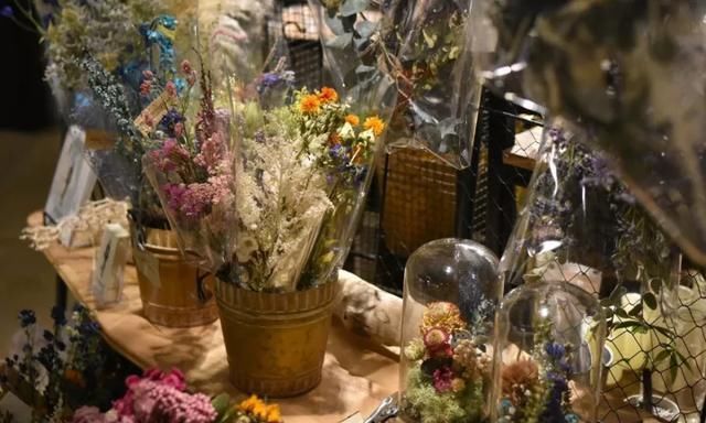  『手工』DIY手工制作：用干花做的花艺作品，比鲜花还美！