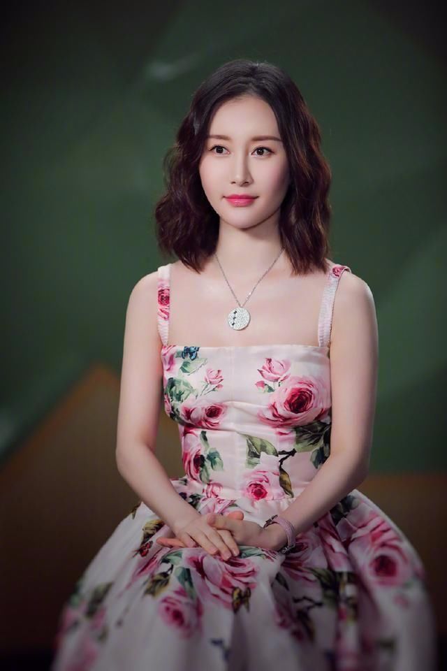 30岁的舒畅要火了!只是弄了一下发型，长高5厘米?