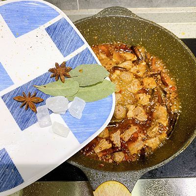  【胡萝卜】麻辣土豆胡萝卜牛腩