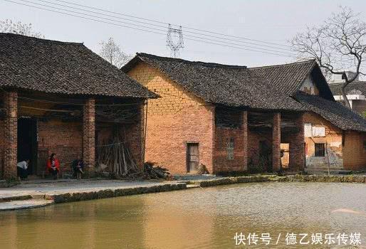  迷信@“大门过于堂，家败人丁亡”，农民口中的这句俗语，是迷信