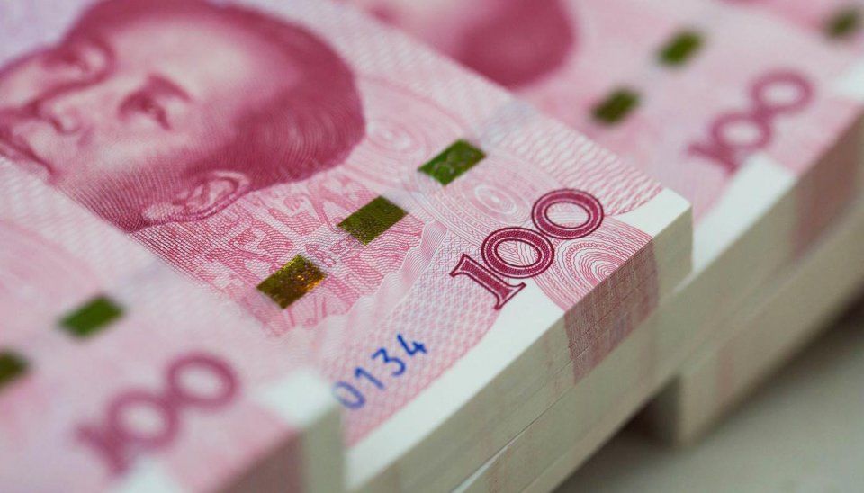 美国勒住了伊朗脖子，伊原油大倒退!石油人民币或成下一张王牌?