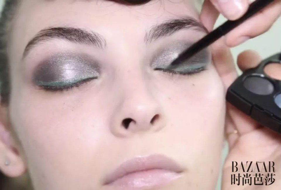 2018秋冬高定时装周?No!这其实是一场妆容比拼!