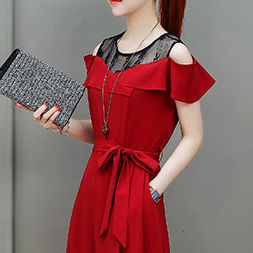 新版连体裤上市了!上厕所超方便,上身显瘦高挑,小个子穿更美