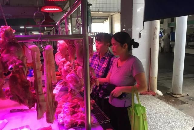 生猪供应不足，猪肉市场价格接连飙升！