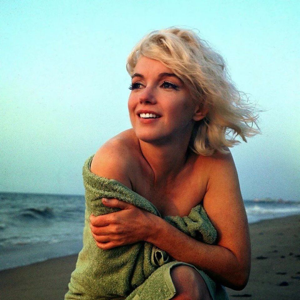 不谈衣服,时尚圈用哪些道具打造性感大片?