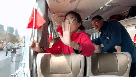  #迎接#全城瞩目！刚刚，英雄到家了！日照“最高礼遇”迎接！